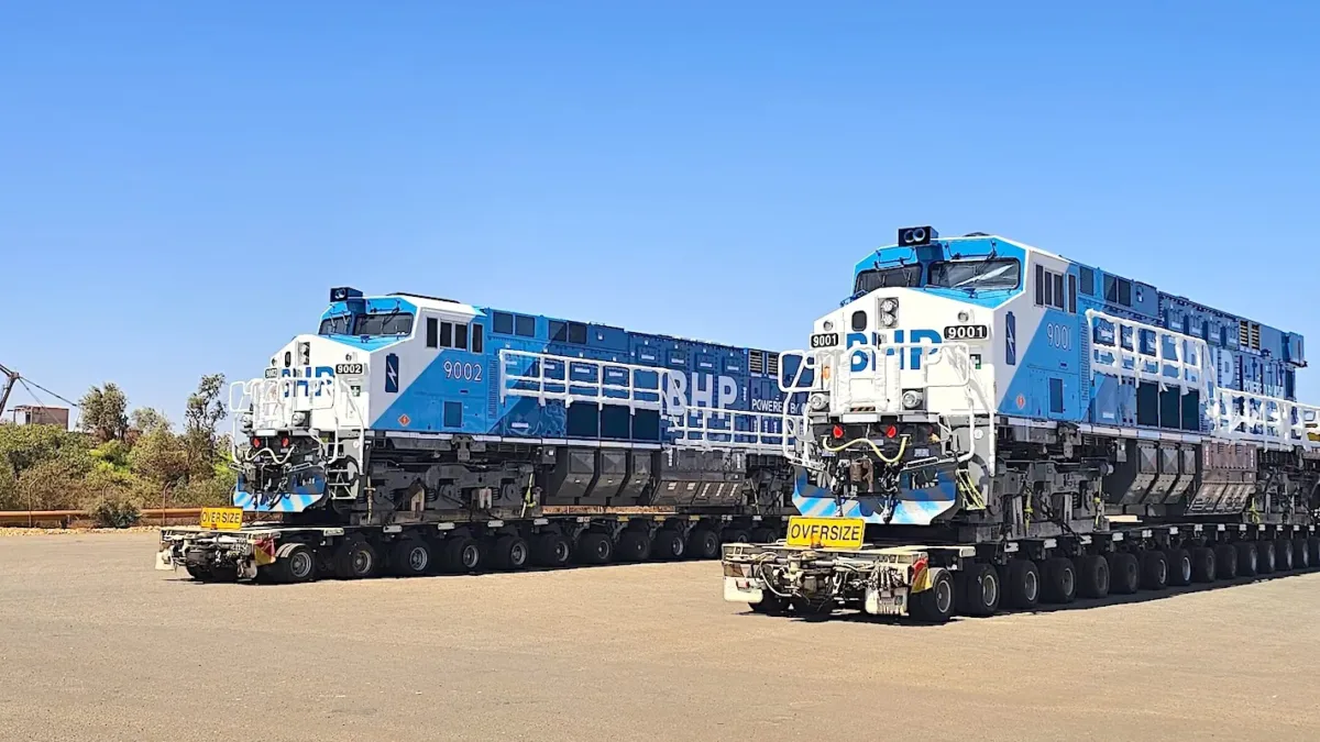 Avustralya'da çalışan Wabtec pil elektrikli demiryolu lokomotifi