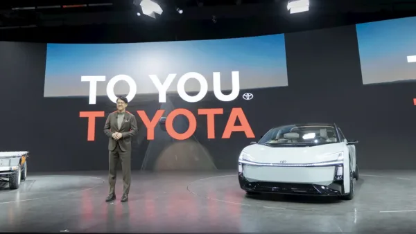 Toyota Corolla elektrikli konsept aracın görseli