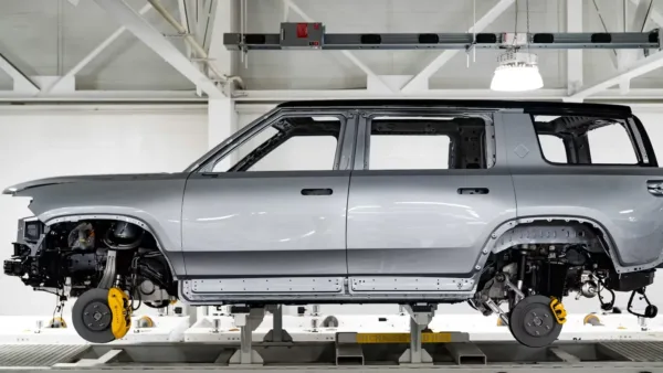 Rivian elektrikli araç bataryası geri dönüşüm tesisi