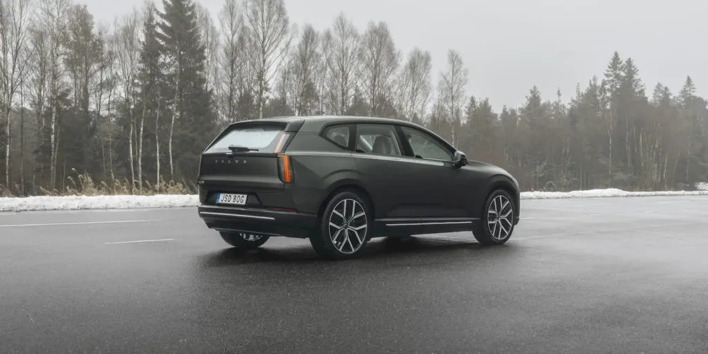 2027 Volvo EX60 (Source: Volvo)