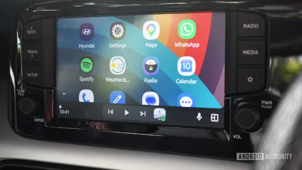 Android Auto 18 beta, Google’ın yeni ‘Cielo’ tasarımına işaret ediyor