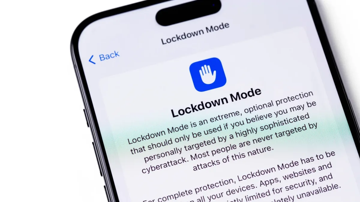 iPhone ekranında Lockdown Mode güvenlik ayarları görünümü