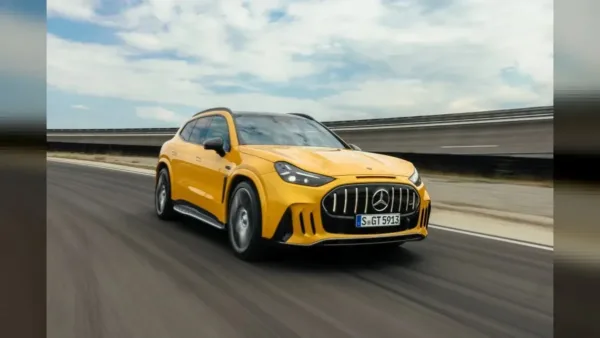 Mercedes-AMG elektrikli GT SUV önden görünüm