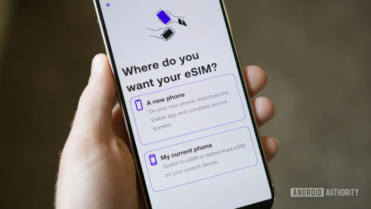 Telefon ekranında Gemini yapay zeka asistanı arayüzü